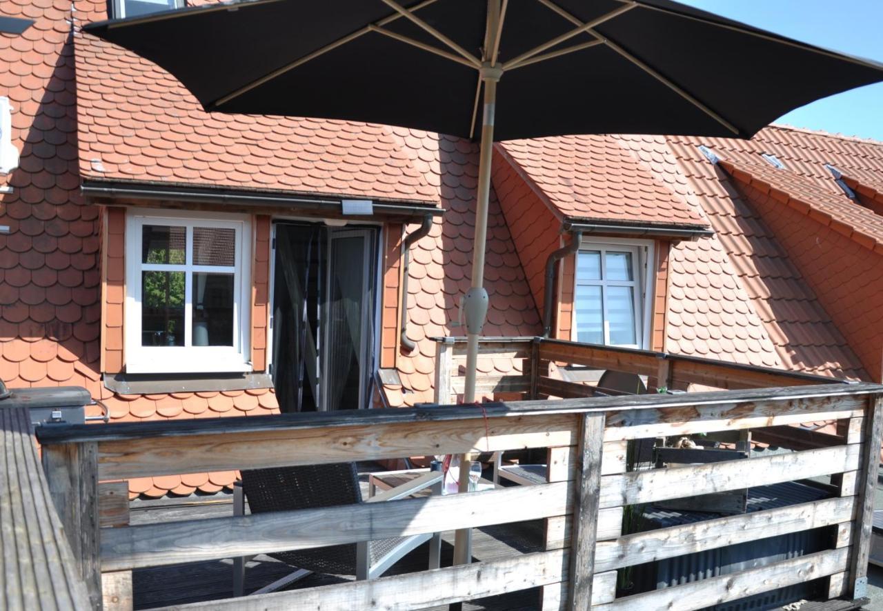 Gemutliche Dachwohnung Mit Kleiner Oder Grosser Dachterrasse Nebeneinander Wolmirstedt Exterior photo